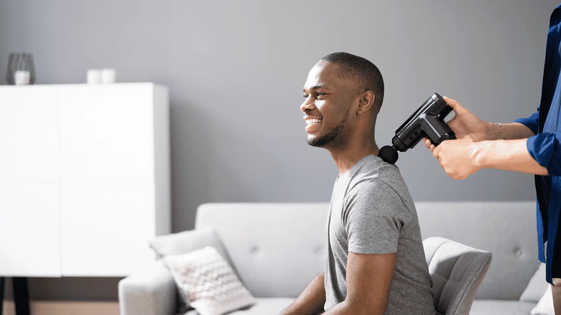 Massage gun on neck risks deep vein thrombosis