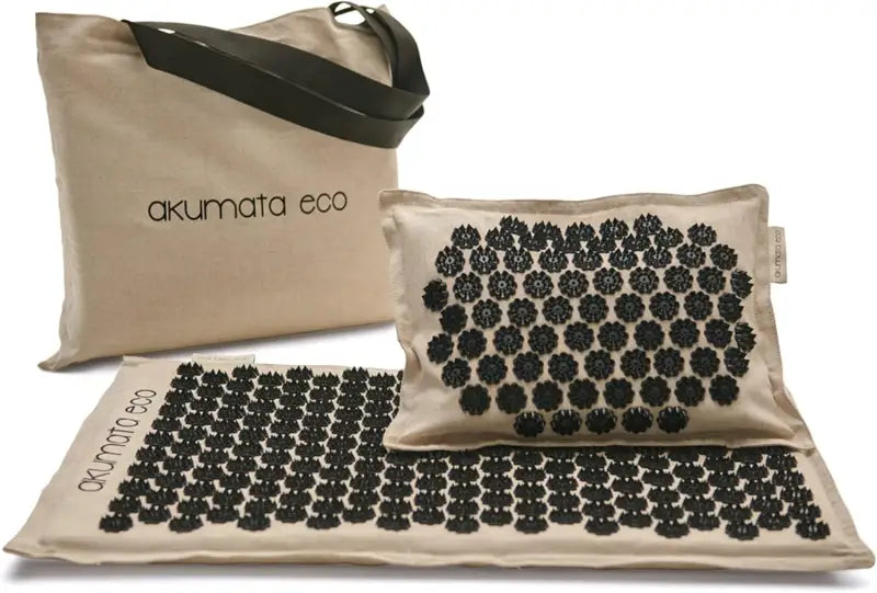 Black acupressure mat Akumata ECO with beige set and floral spikes