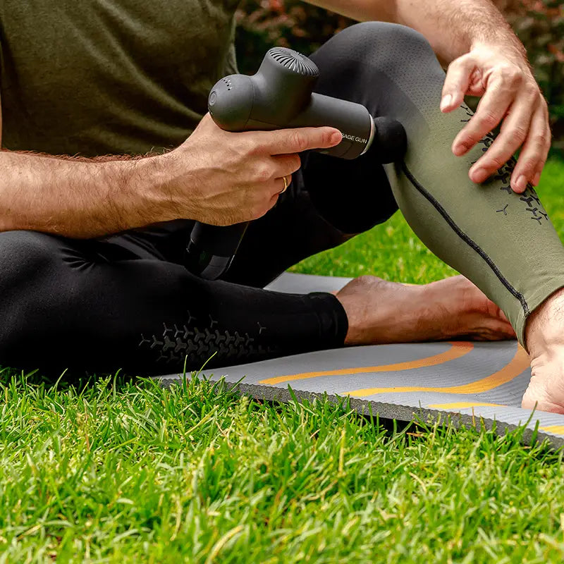 Black massage gun for muscle soreness relief and best massage gun for larger muscle groups recovery