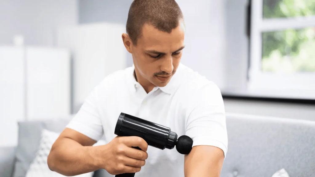 Massage guns vs traditional massage: can it replace a therapist